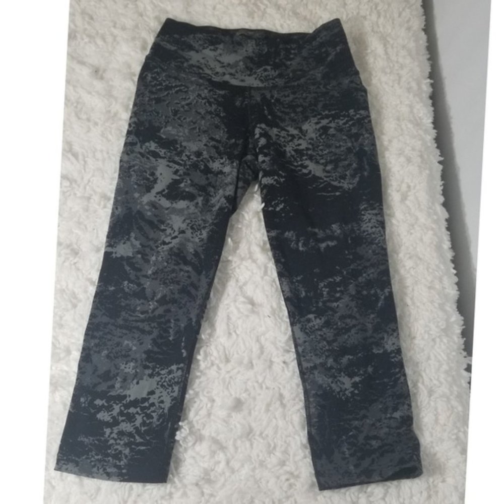 Nike Dri-Fit Cropped Leggings Size X-small.